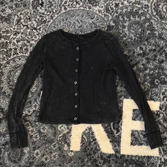 Art Class Black Button Down Shirt - Picture 1 of 3